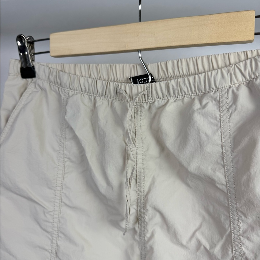 H&M Cream Parachute Cargo Pants XS Drawstring Lightweight Utility - Picture 4 of 14